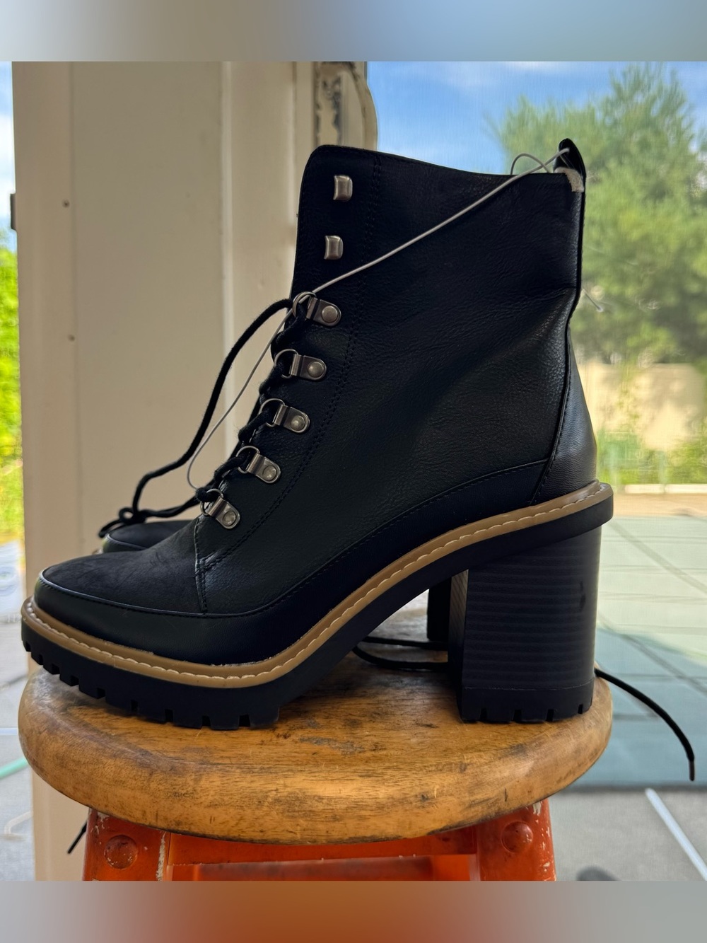 Women's 10 Black Combat Boots Lace Up Chunky Block Heel Lug Sole Moto Ankle NWT - Picture 5 of 16